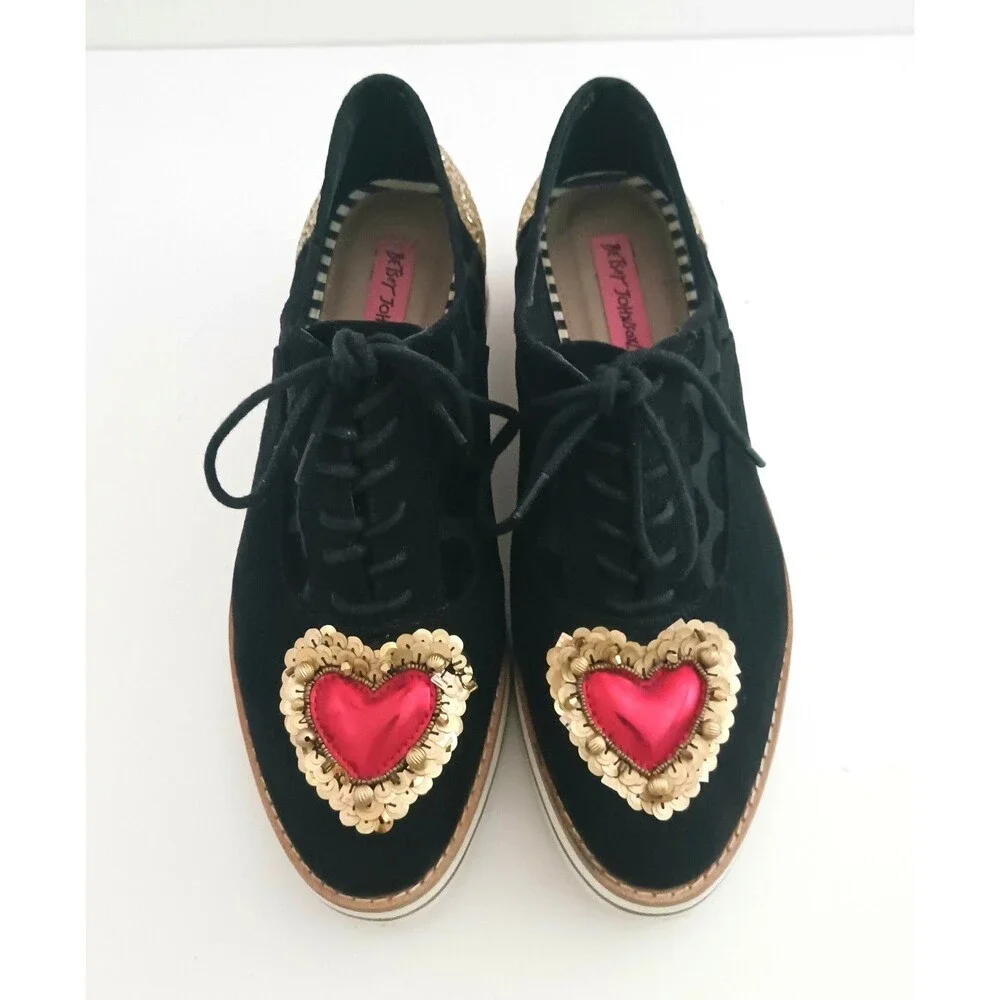 Betsey Johnson Winnie Platform Lace Up Oxford Blk Suede/Mesh Gold Sequin Heart